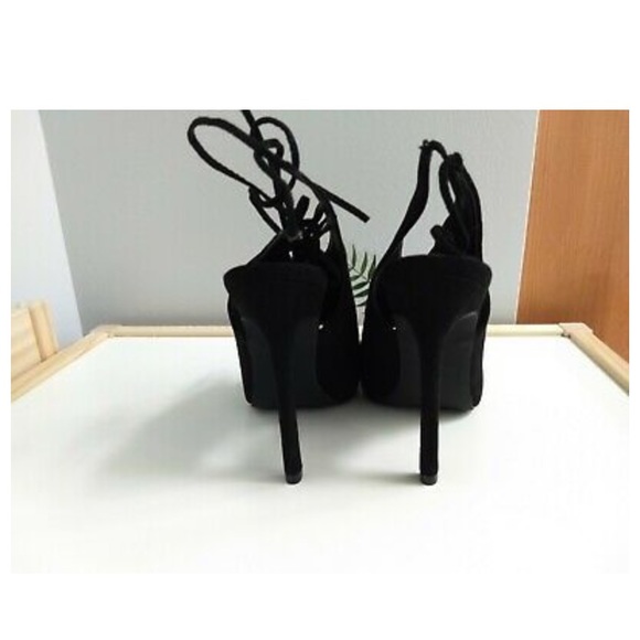 Shoes - Picture 2 of 3